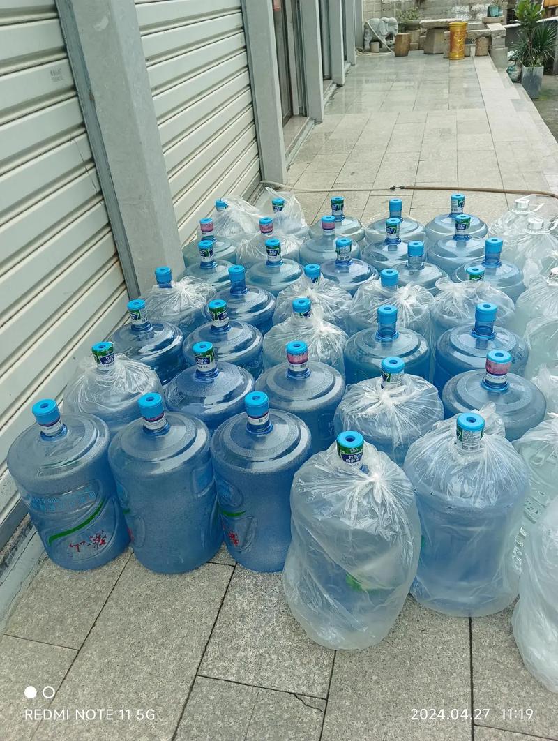 紫山桶水 泉州市區(qū)優(yōu)質(zhì)泡茶山泉水經(jīng)銷商，桶裝水送貨上門